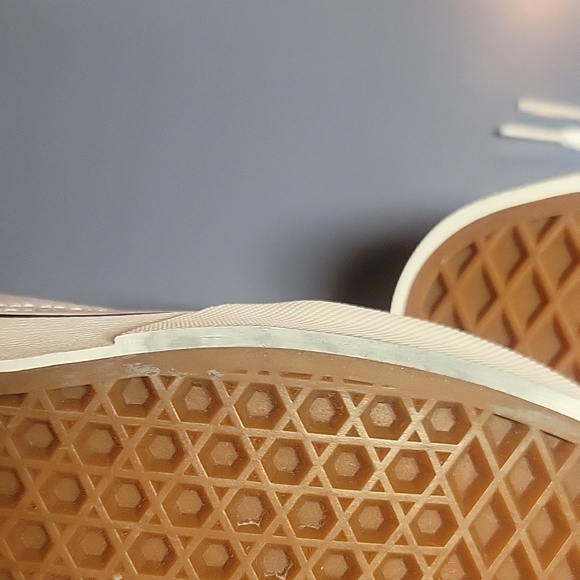 NWOT unisex  Vans Gray Sneakers - Picture 8 of 9